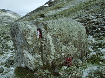 piedra_ama_birgin_alvaro_anula